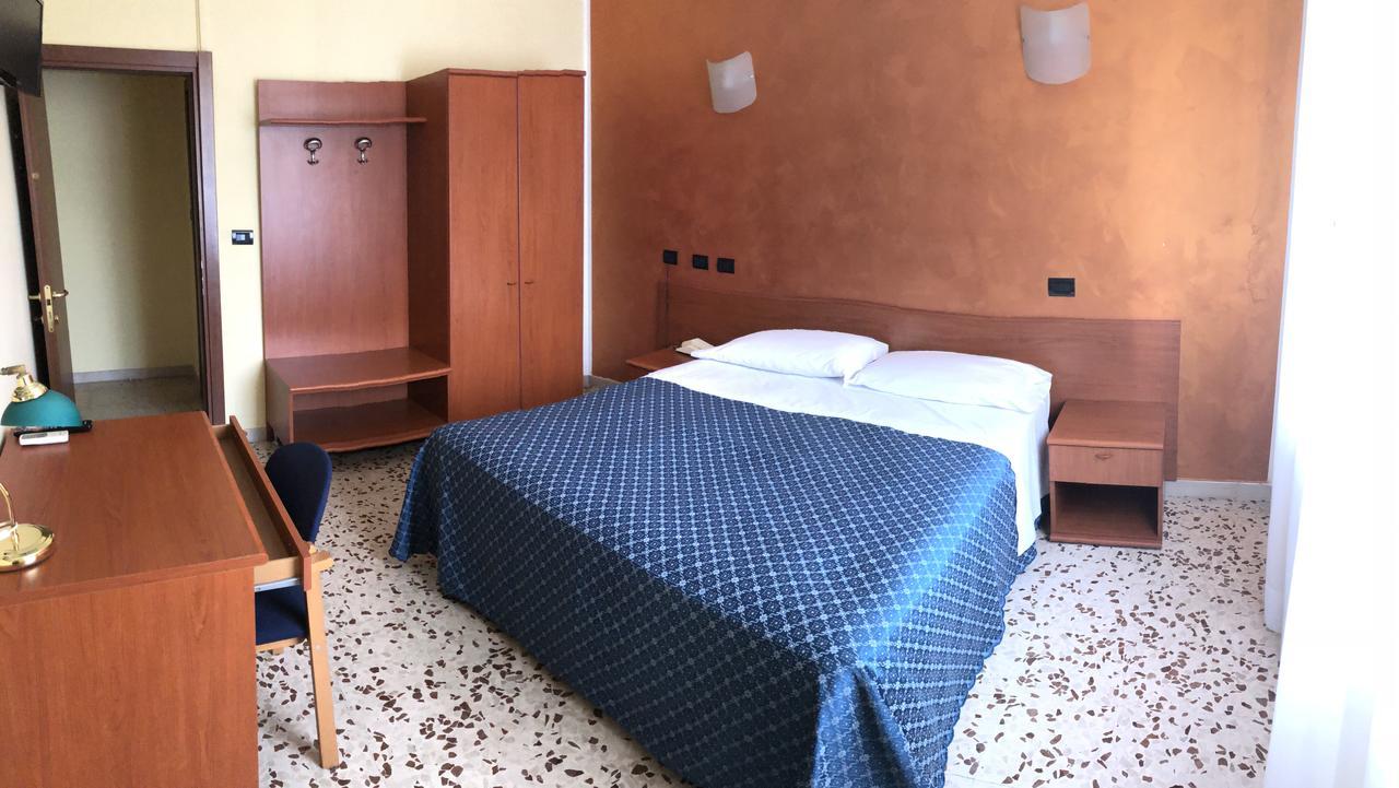 Hotel Frejus Collegno Exteriör bild