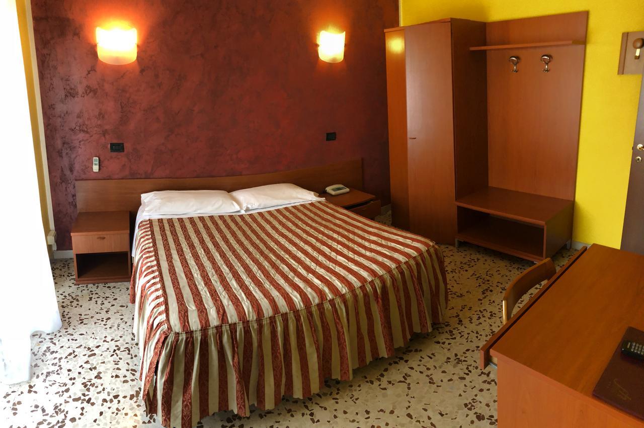 Hotel Frejus Collegno Exteriör bild